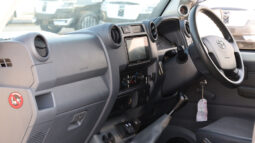 
										TOYOTA LAND CRUISER full									