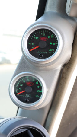 
										TOYOTA LAND CRUISER full									
