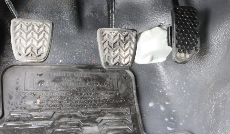 
								TOYOTA LAND CRUISER full									
