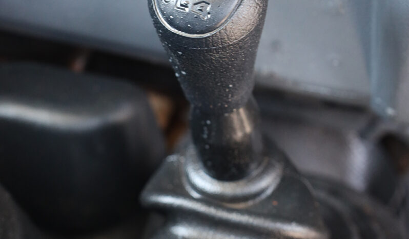 
								TOYOTA LAND CRUISER full									
