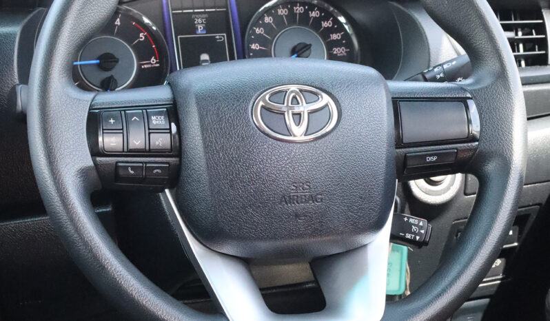 
								TOYOTA FORTUNER full									