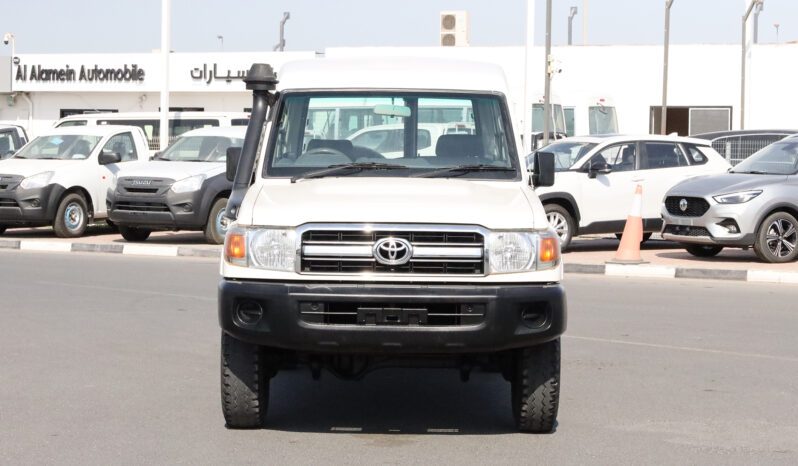 
								TOYOTA LAND CRUISER full									
