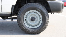 
										TOYOTA LAND CRUISER full									