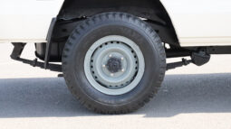 
										TOYOTA LAND CRUISER full									