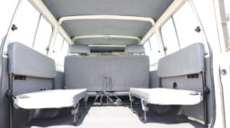 
										TOYOTA LAND CRUISER full									