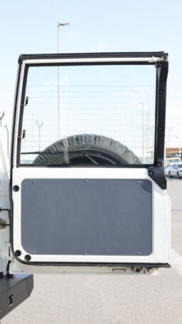 
										TOYOTA LAND CRUISER full									