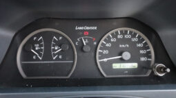 
										TOYOTA LAND CRUISER full									