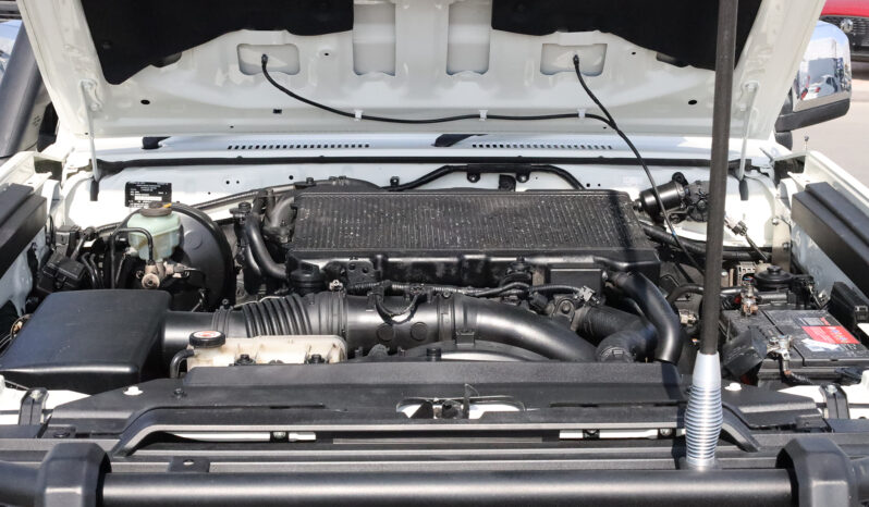 
								TOYOTA LAND CRUISER full									