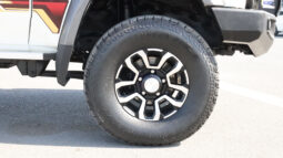 
										TOYOTA LAND CRUISER full									