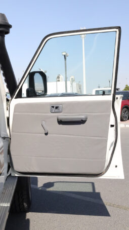 
										TOYOTA LAND CRUISER full									
