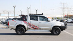 TOYOTA HILUX (PICKUP)