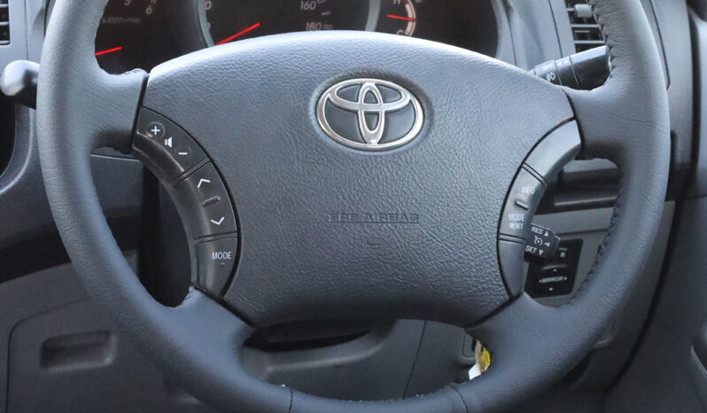 
								TOYOTA HILUX (PICKUP) full									