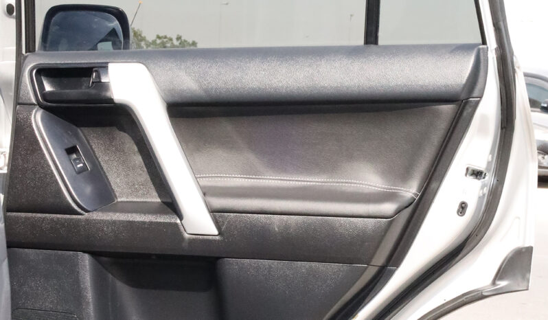 
								TOYOTA LAND CRUISER (PRADO) full									