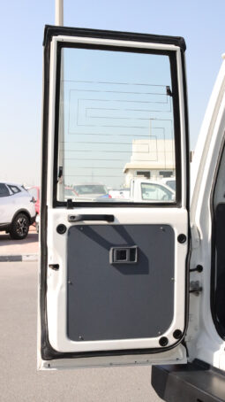 
										TOYOTA LAND CRUISER full									