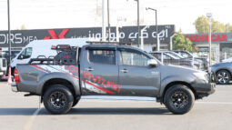TOYOTA HILUX (PICKUP)