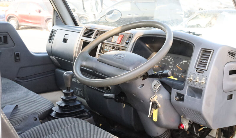 
								TOYOTA DYNA (TRUCK) full									