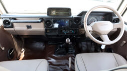 
										TOYOTA LAND CRUISER full									