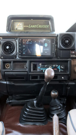 
										TOYOTA LAND CRUISER full									