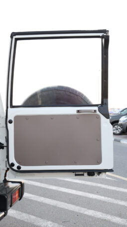 
										TOYOTA LAND CRUISER full									