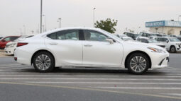 
										TOYOTA LEXUS (ES300H) full									