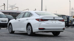 
										TOYOTA LEXUS (ES300H) full									