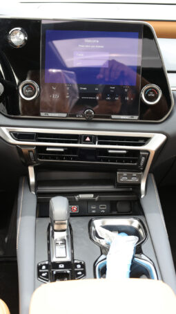 
										TOYOTA LEXUS (RX350) full									