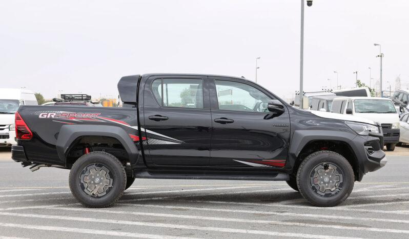 
								TOYOTA HILUX GR (SPORT) full									