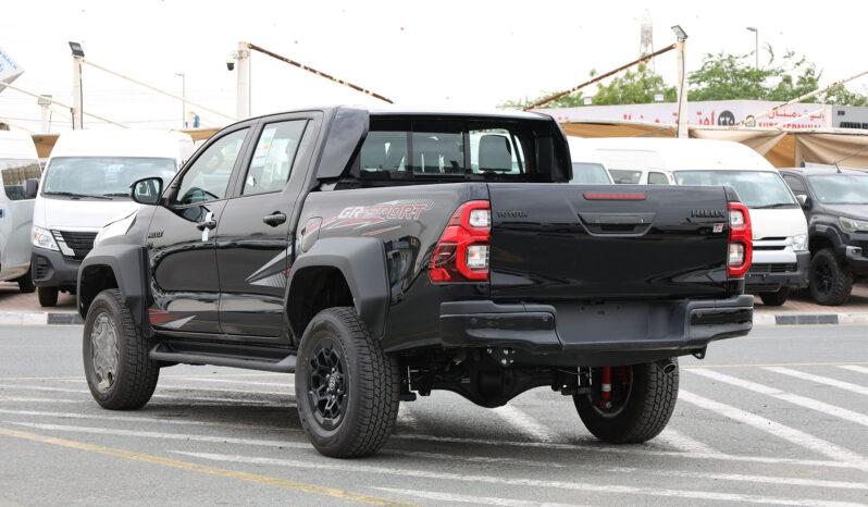 
								TOYOTA HILUX GR (SPORT) full									