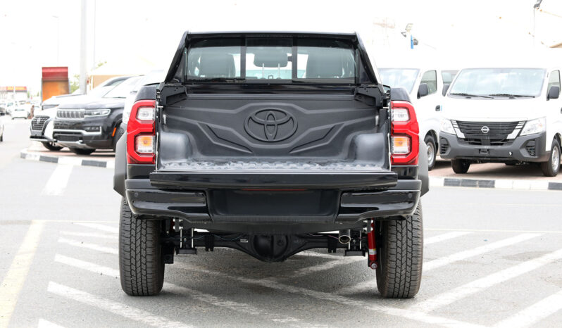 
								TOYOTA HILUX GR (SPORT) full									