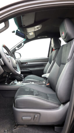 
										TOYOTA HILUX GR (SPORT) full									