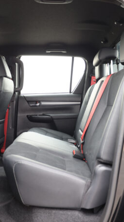 
										TOYOTA HILUX GR (SPORT) full									