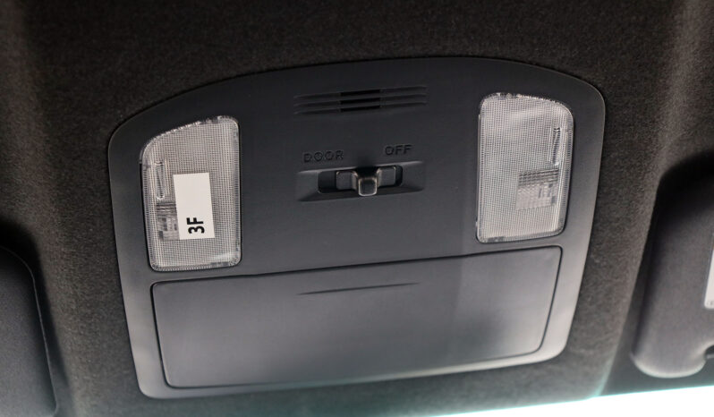 
								TOYOTA HILUX GR (SPORT) full									
