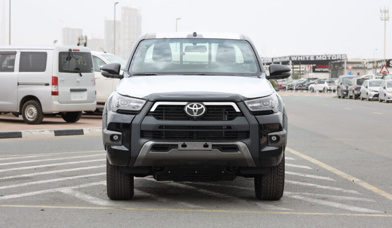
								TOYOTA HILUX ADVENTURE full									