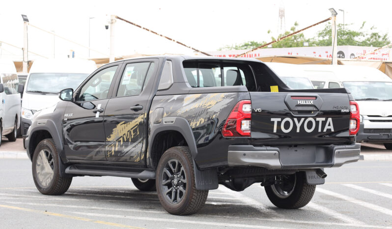 
								TOYOTA HILUX ADVENTURE full									