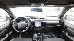 
										TOYOTA HILUX ADVENTURE full									