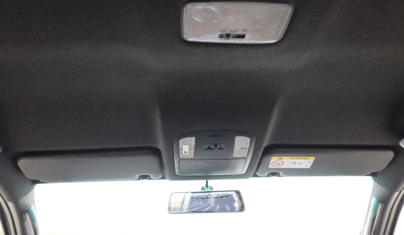 
								TOYOTA HILUX ADVENTURE full									