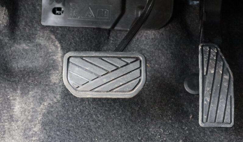 
								SUZUKI SWFT full									