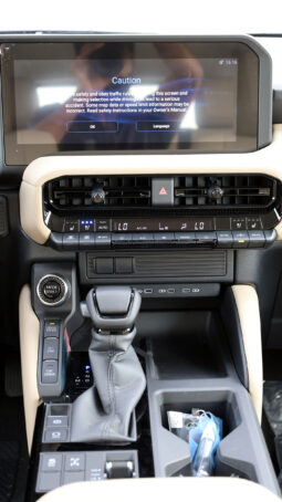
										TOYOTA LAND CRUISER PRADO full									