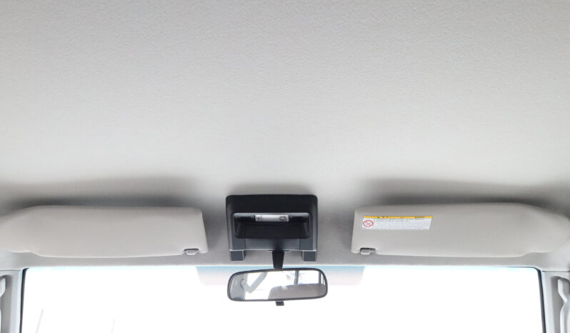 
								TOYOTA LAND CRUISER full									