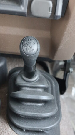 
										TOYOTA LAND CRUISER full									