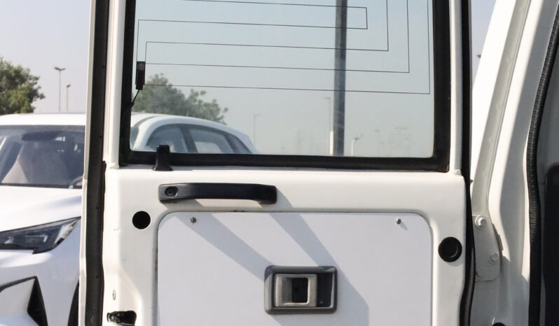 
								TOYOTA LAND CRUISER full									