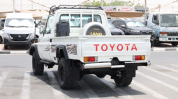 
										TOYOTA LAND CRUISER full									