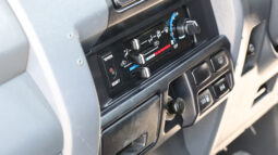 
										TOYOTA LAND CRUISER full									
