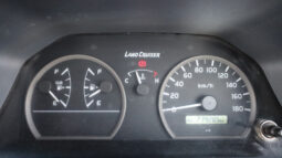
										TOYOTA LAND CRUISER full									