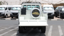 
										TOYOTA LAND CRUISER full									