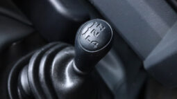 
										TOYOTA LAND CRUISER full									