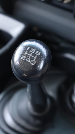 
										TOYOTA LAND CRUISER full									