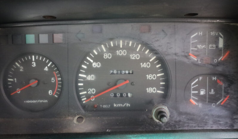 
								TOYOTA LAND CRUISER full									