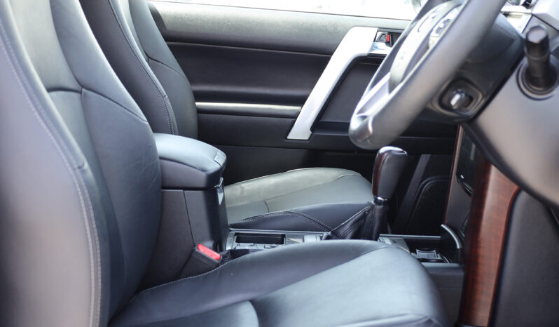 
								TOYOTA LAND CRUISER (PRADO) full									
