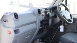 
										TOYOTA LAND CRUISER full									